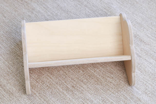 Első könyvtartóm Miniknek - Montessori könyvtartó babáknak - Image 3